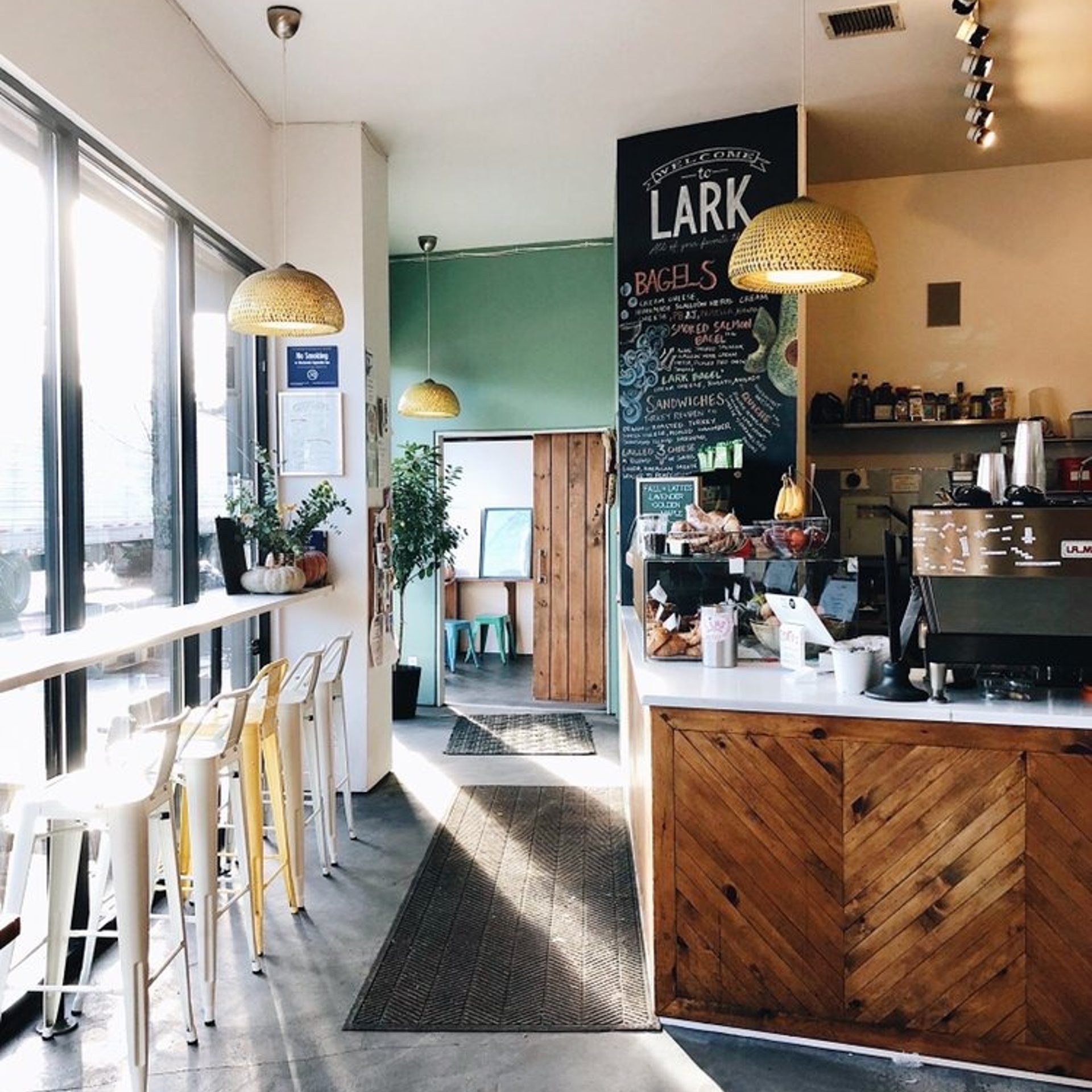 LARK Cafe