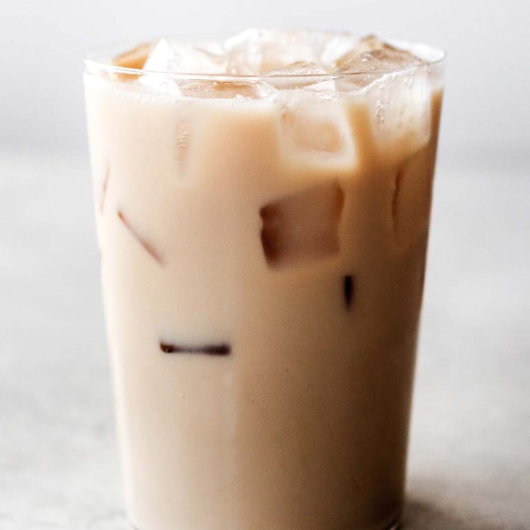 Iced Chai Latte Delight